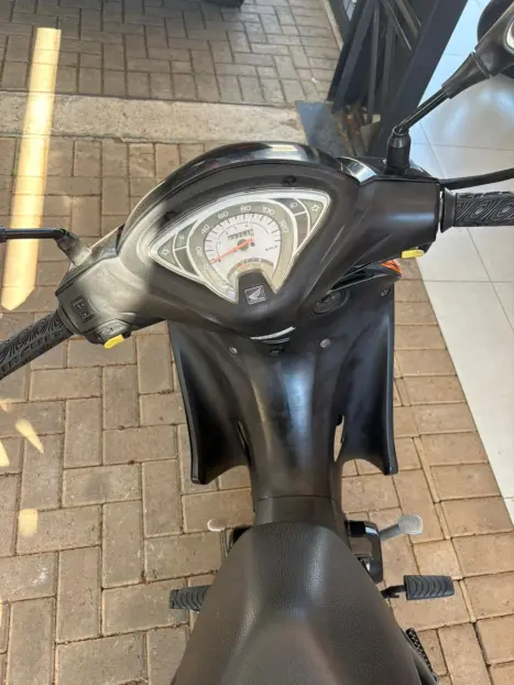 HONDA Biz 100 ES, Foto 6