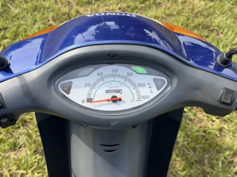 HONDA Biz 100 K, Foto 11