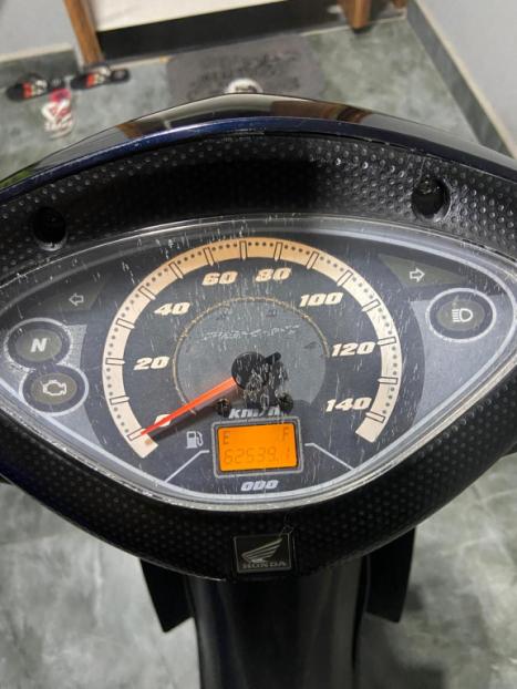 HONDA Biz 125 +, Foto 2