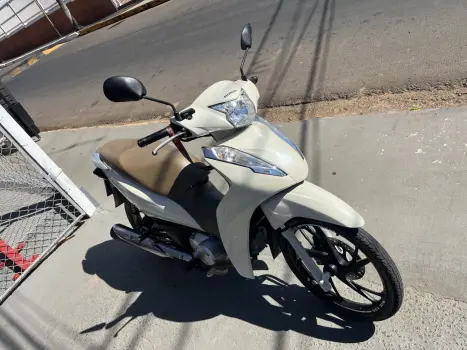 HONDA Biz 125 ES, Foto 5 HONDA Biz 125 ES, Foto 5