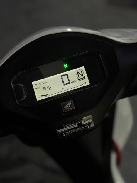 HONDA Biz 125 ES, Foto 2