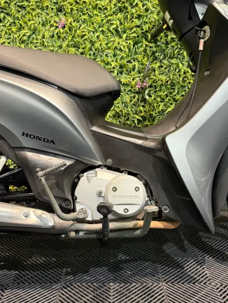 HONDA Biz 125 ES FLEX, Foto 4