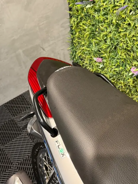 HONDA Biz 125 ES FLEX, Foto 6