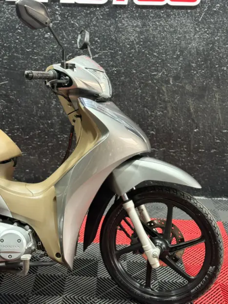 HONDA Biz 125 EX, Foto 4 HONDA Biz 125 EX, Foto 4