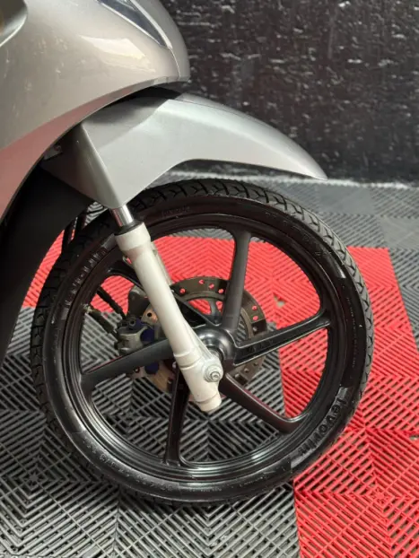 HONDA Biz 125 EX, Foto 9 HONDA Biz 125 EX, Foto 9