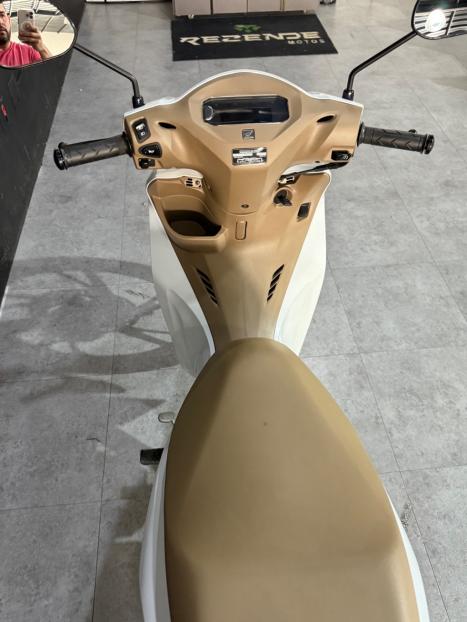 HONDA Biz 125 EX, Foto 2 HONDA Biz 125 EX, Foto 2