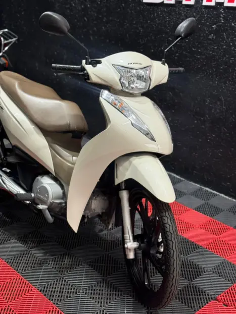 HONDA Biz 125 EX, Foto 3