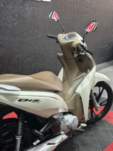 HONDA Biz 125 EX, Foto 4