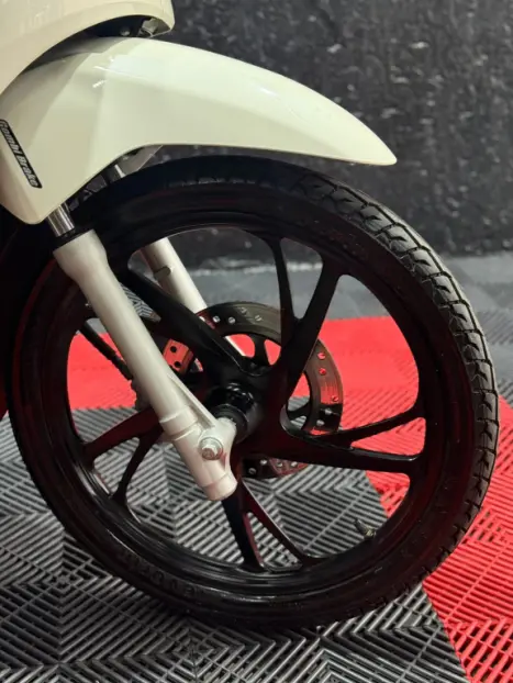 HONDA Biz 125 EX, Foto 7