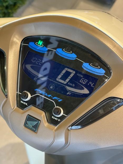 HONDA Biz 125 EX, Foto 6