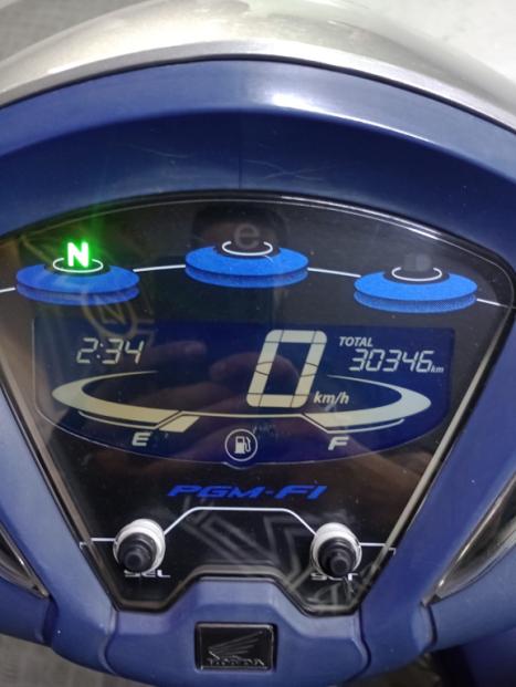 HONDA Biz 125 EX, Foto 6