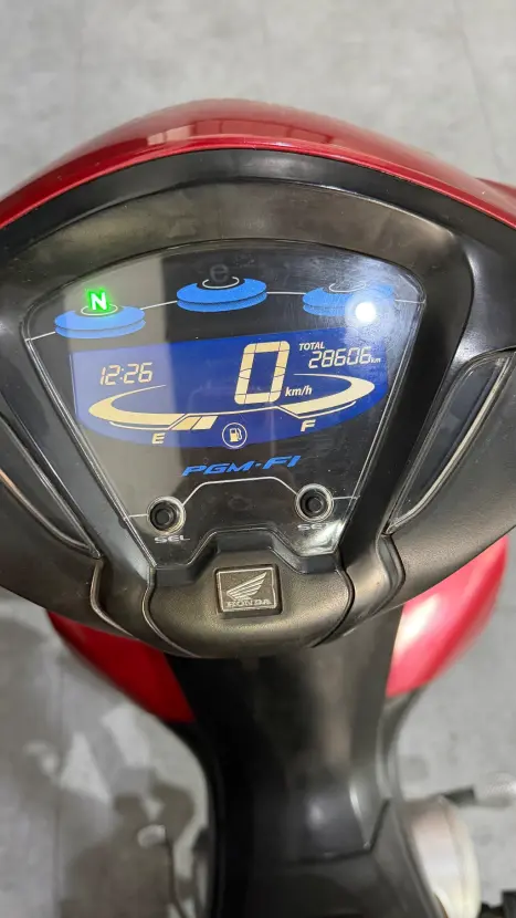 HONDA Biz 125 EX, Foto 2