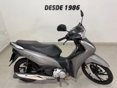 HONDA Biz 125 EX, Foto 2