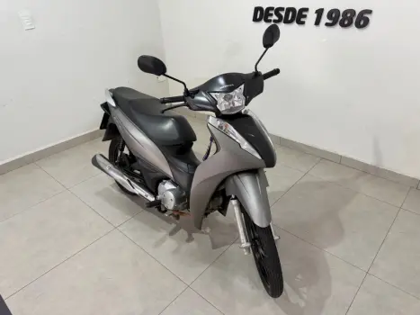 HONDA Biz 125 EX, Foto 3