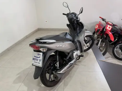 HONDA Biz 125 EX, Foto 5