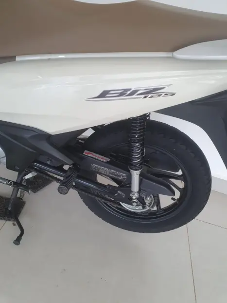 HONDA Biz 125 EX, Foto 7