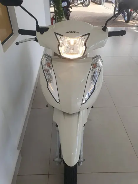 HONDA Biz 125 EX, Foto 9