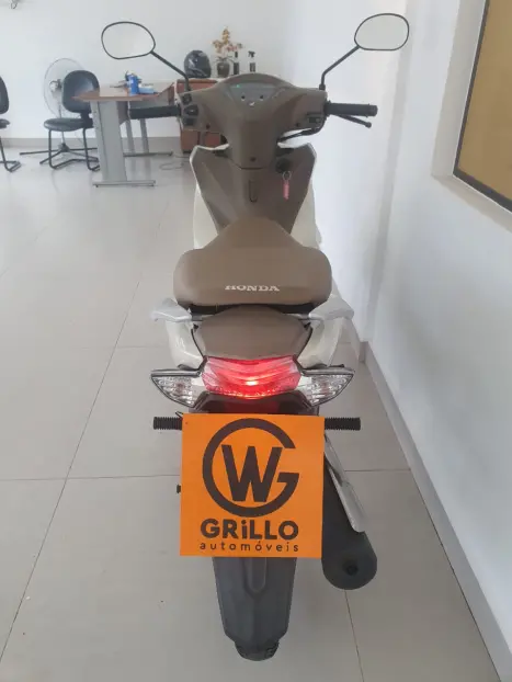 HONDA Biz 125 EX, Foto 10