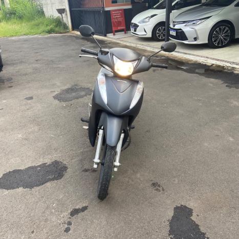 HONDA Biz 125 EX, Foto 3