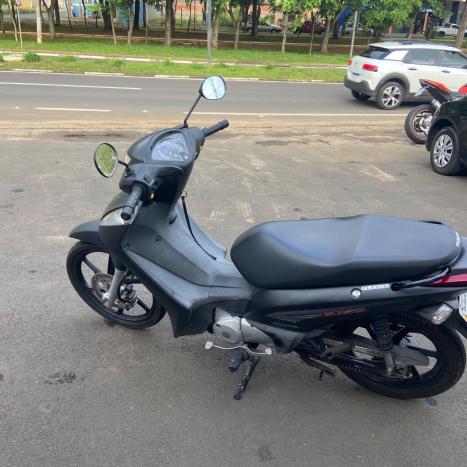 HONDA Biz 125 EX, Foto 6