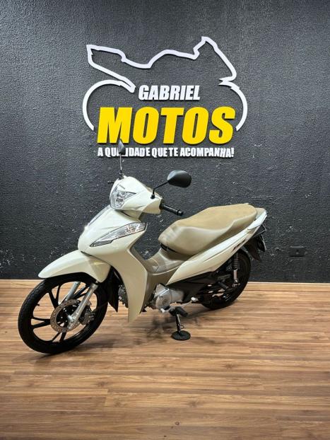 HONDA Biz 125 EX, Foto 4