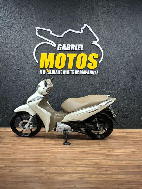 HONDA Biz 125 EX, Foto 2