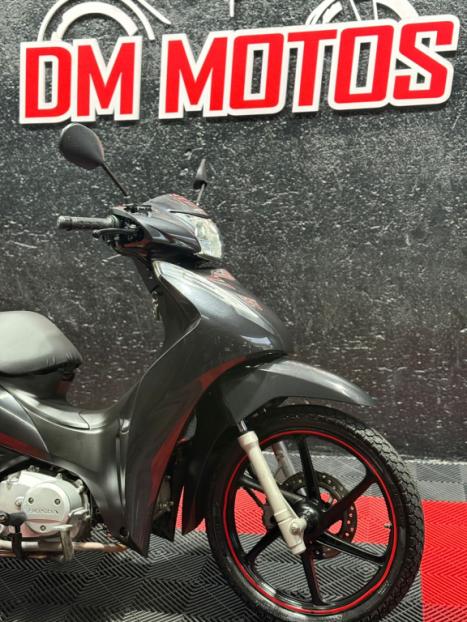 HONDA Biz 125 EX, Foto 2