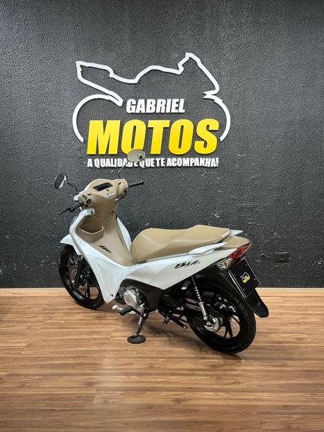 HONDA Biz 125 EX, Foto 6
