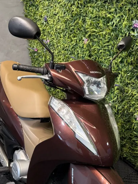 HONDA Biz 125 EX, Foto 8