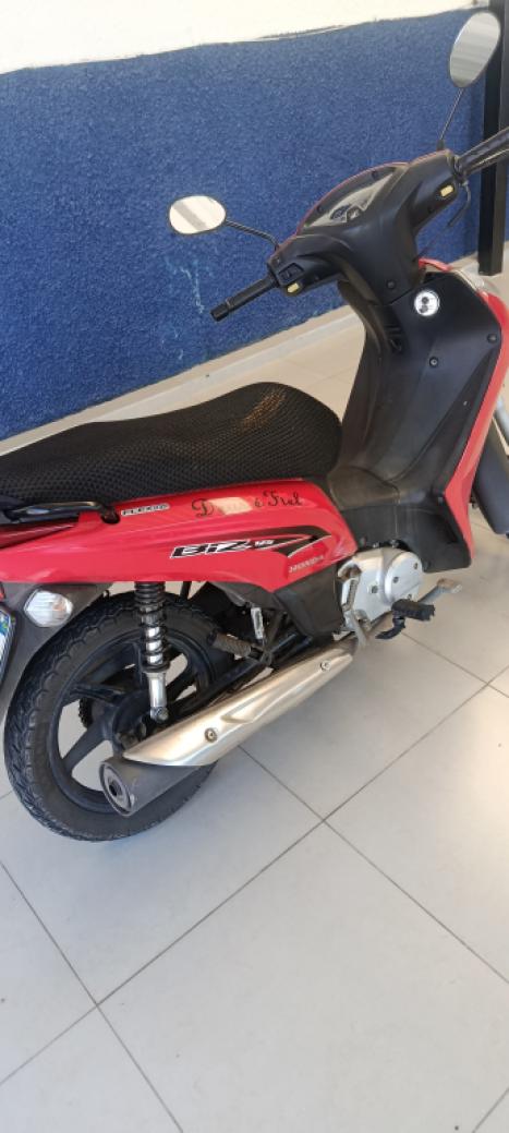 HONDA Biz 125 EX, Foto 2