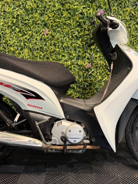 HONDA Biz 125 EX, Foto 4