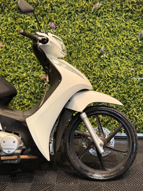 HONDA Biz 125 EX, Foto 5