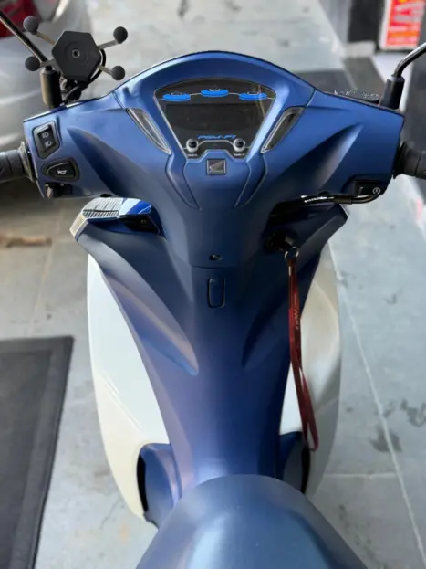 HONDA Biz 125 EX, Foto 5