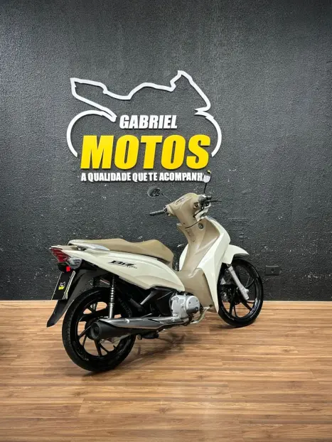 HONDA Biz 125 EX, Foto 6