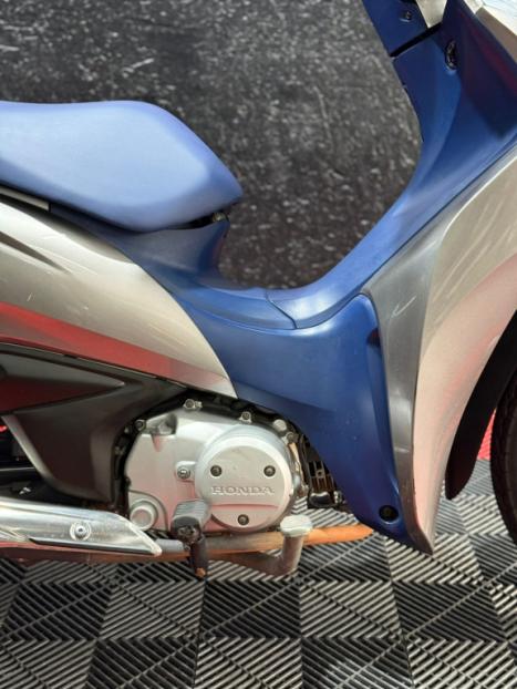 HONDA Biz 125 EX, Foto 6