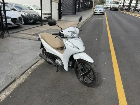 HONDA Biz 125 EX, Foto 3