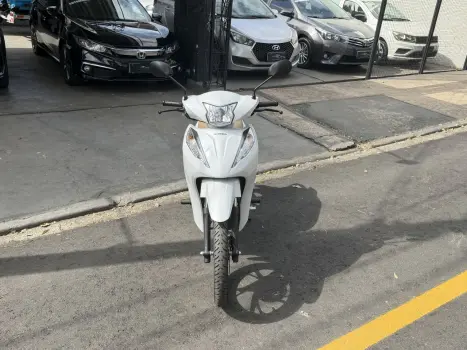 HONDA Biz 125 EX, Foto 6