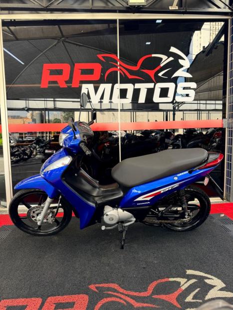 HONDA Biz 125 EX, Foto 4