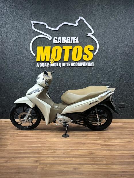 HONDA Biz 125 EX, Foto 2