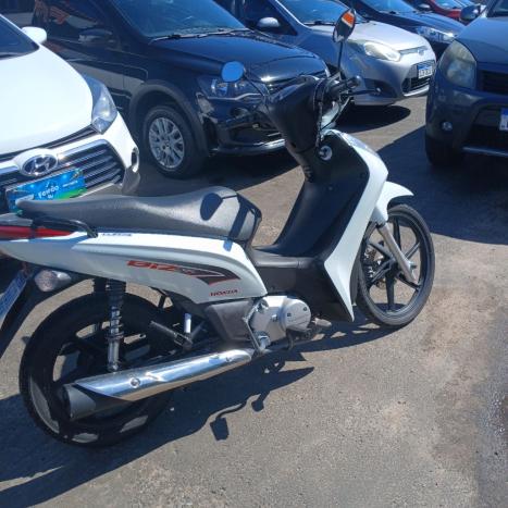 HONDA Biz 125 EX, Foto 2