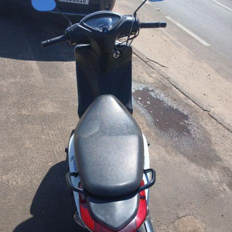 HONDA Biz 125 EX, Foto 6