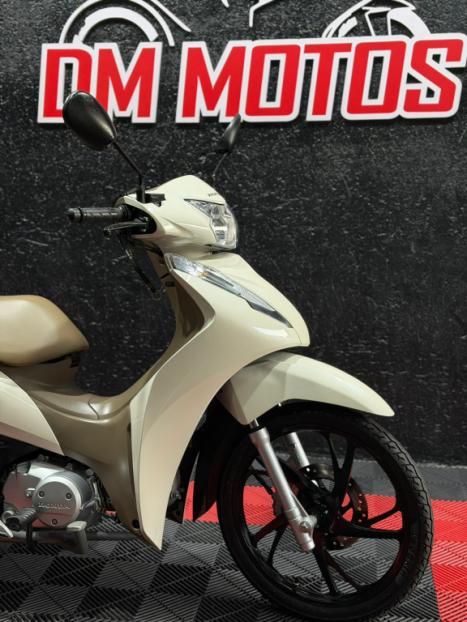 HONDA Biz 125 EX, Foto 2