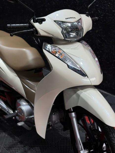 HONDA Biz 125 EX, Foto 3