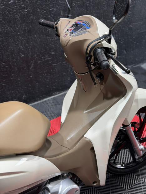 HONDA Biz 125 EX, Foto 5