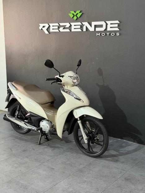 HONDA Biz 125 EX, Foto 2