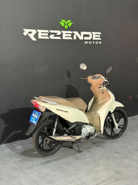 HONDA Biz 125 EX, Foto 3
