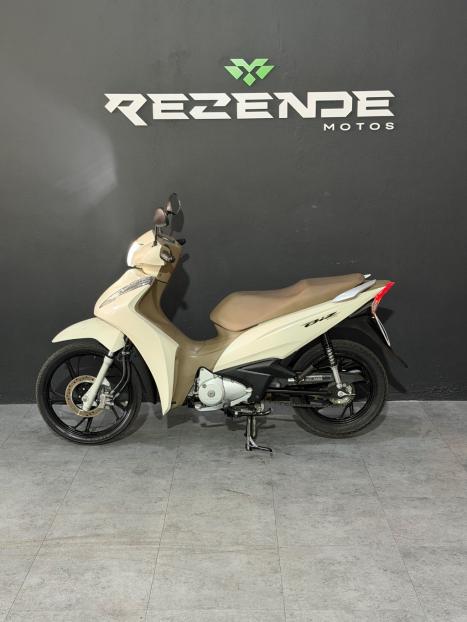 HONDA Biz 125 EX, Foto 6