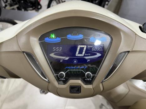HONDA Biz 125 EX, Foto 2