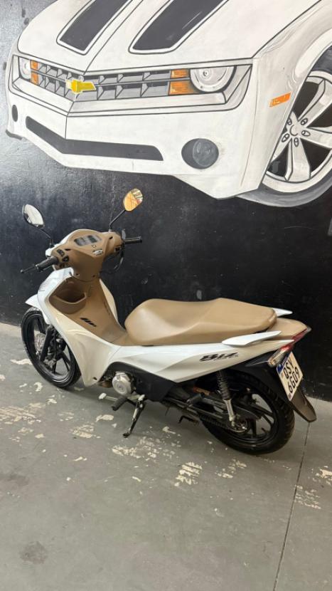 HONDA Biz 125 EX, Foto 4