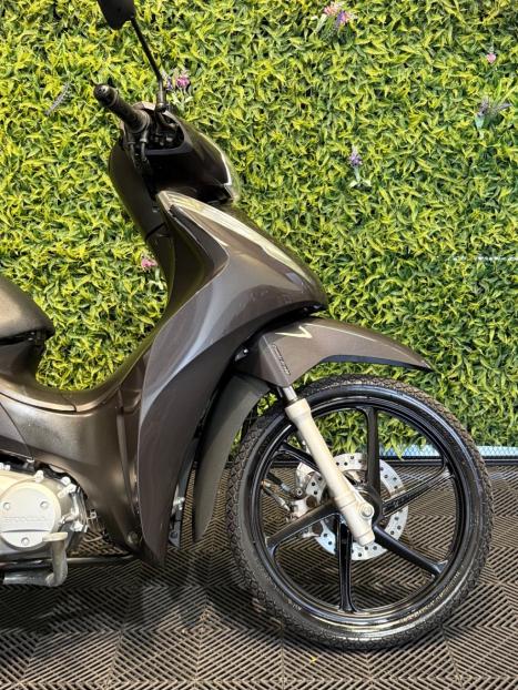 HONDA Biz 125 EX, Foto 5